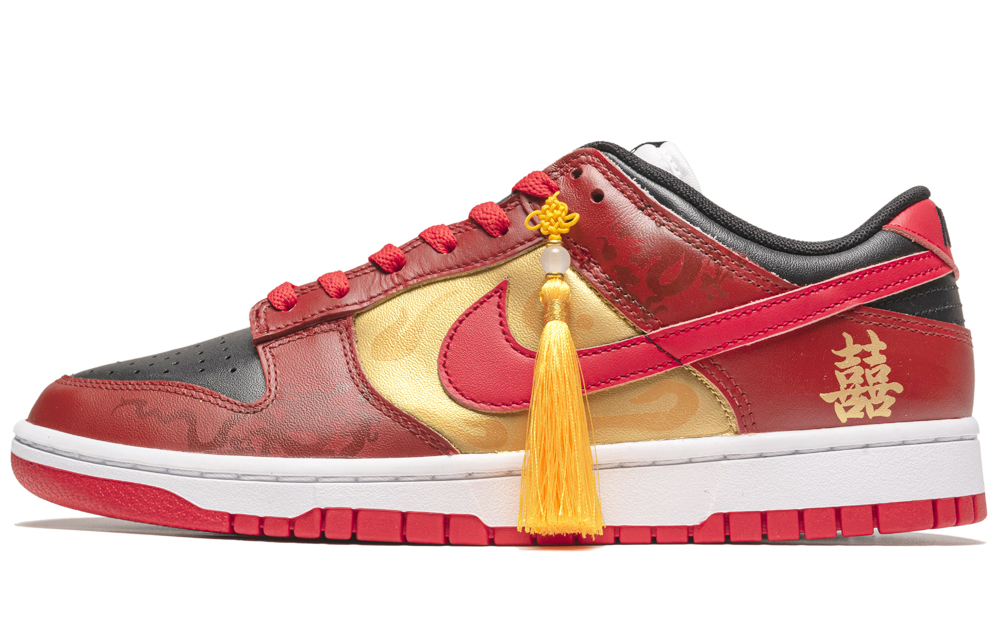 Nike Dunk Slip-Resistant Cushioning Wear-Resistant Low-Top Skateboard Shoes Unisex Red Black And Gold