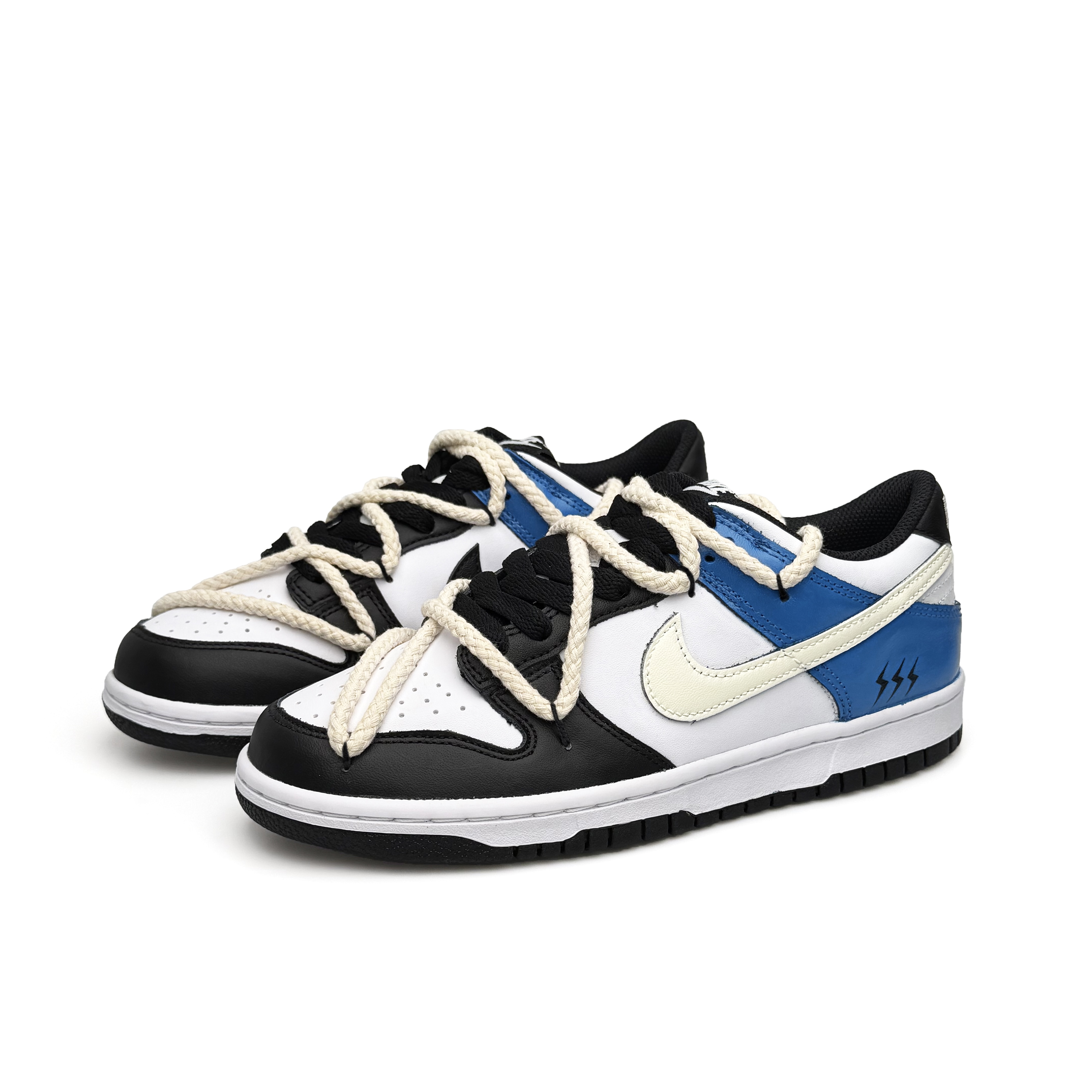 Nike Dunk Blue Lightning 2.0 Abrasion Resistant, Lightweight, And Breathable Low top Skateboard Shoes Unisex White Blue купить в интернет-магазине Yoocart с быстрой доставкой по России.