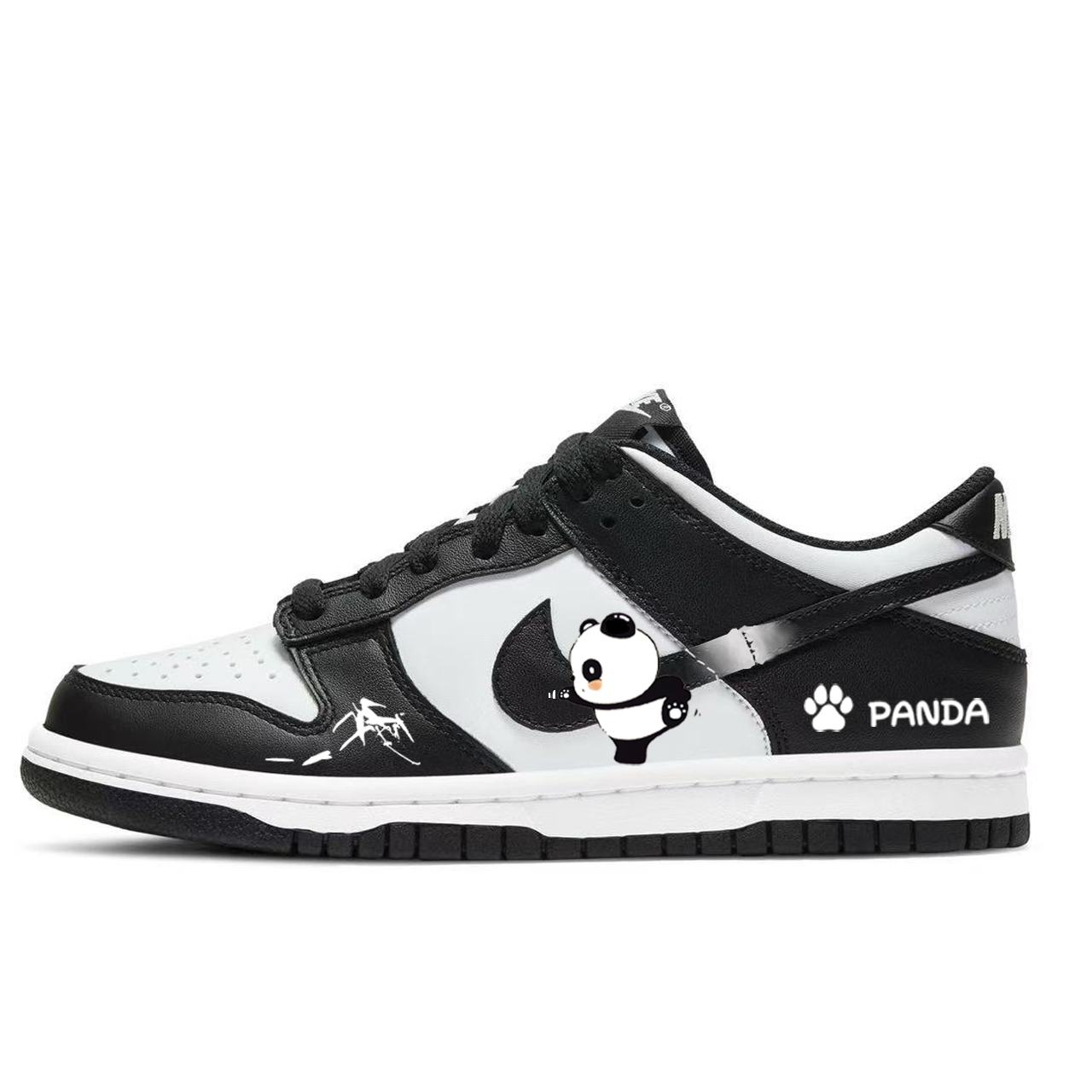 Nike Dunk Slip Resistant Abrasion Resistant Low top Skateboard Shoes Women's Black White