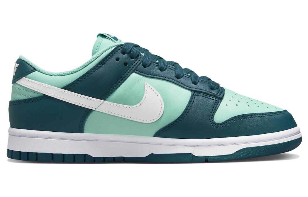 Nike Dunk Low Geode Teal Women's купить в интернет-магазине Yoocart с быстрой доставкой по России.