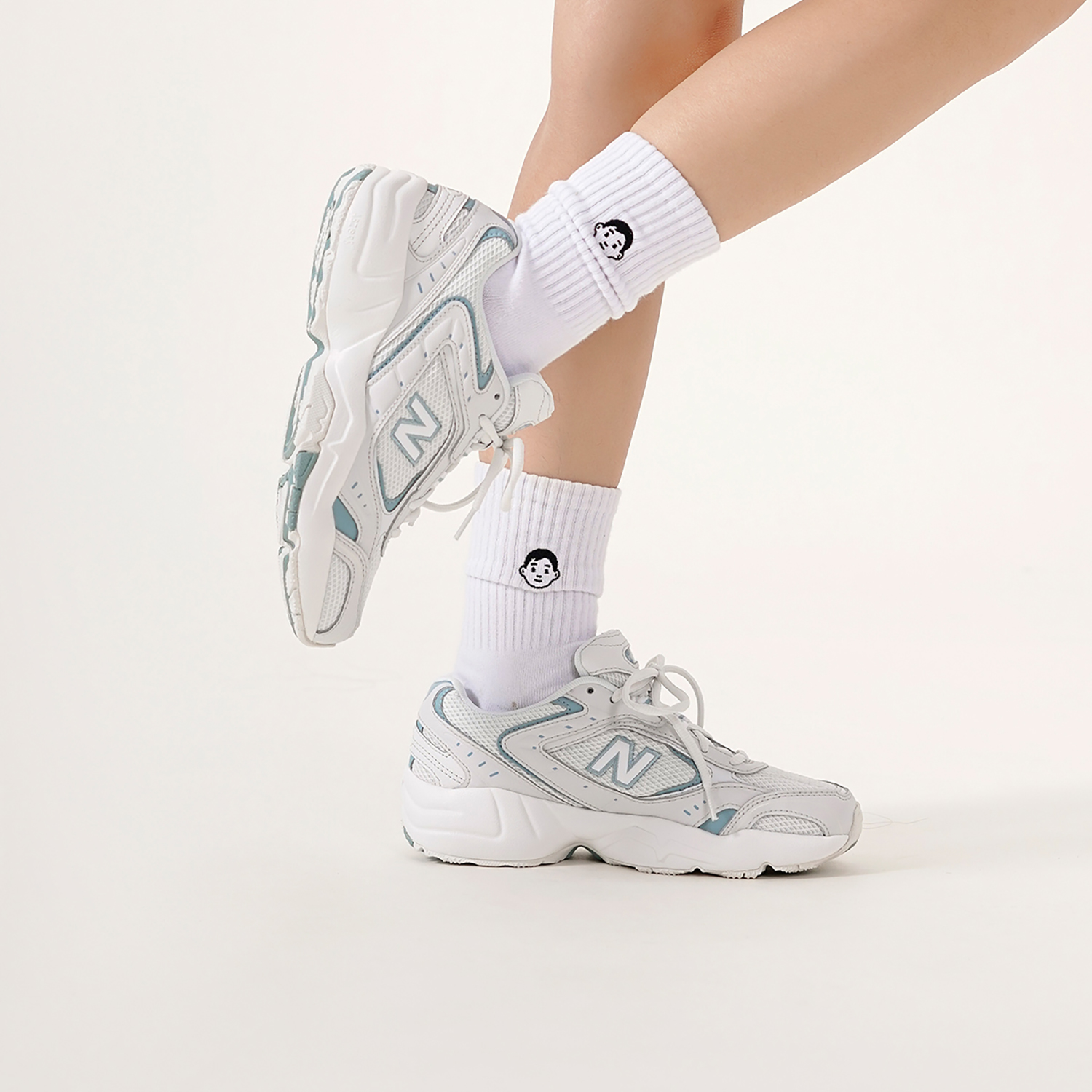 New Balance 452 'White Blue' Women's