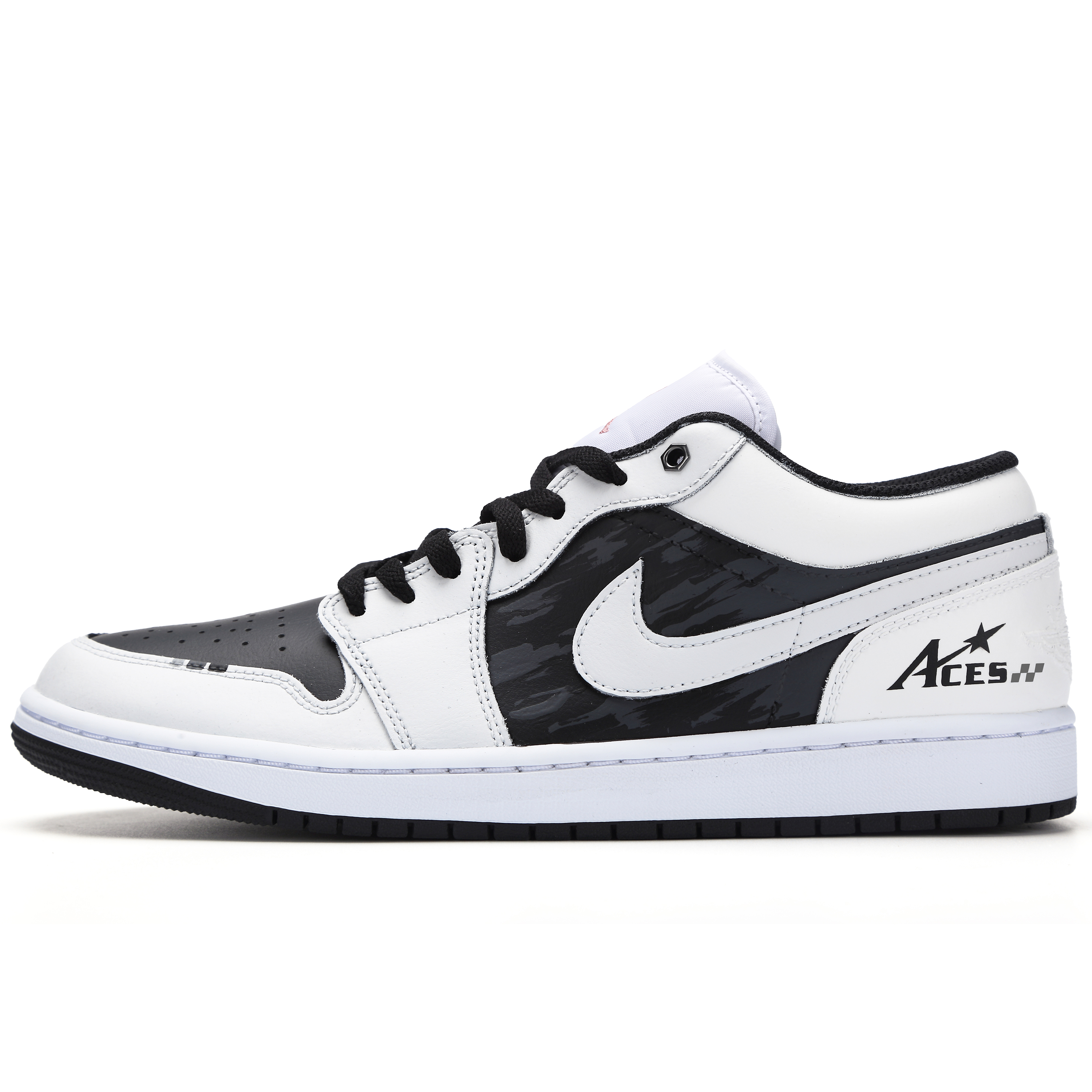 Jordan Air Jordan 1 The Hanging Realm Abrasion Resistant Low top Vintage Basketball Shoes Unisex Black White