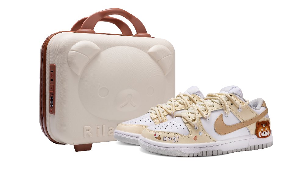 Nike Dunk Anti-Slip Wear-Resistant Low-Top Skateboard Shoes Women's Yellow White