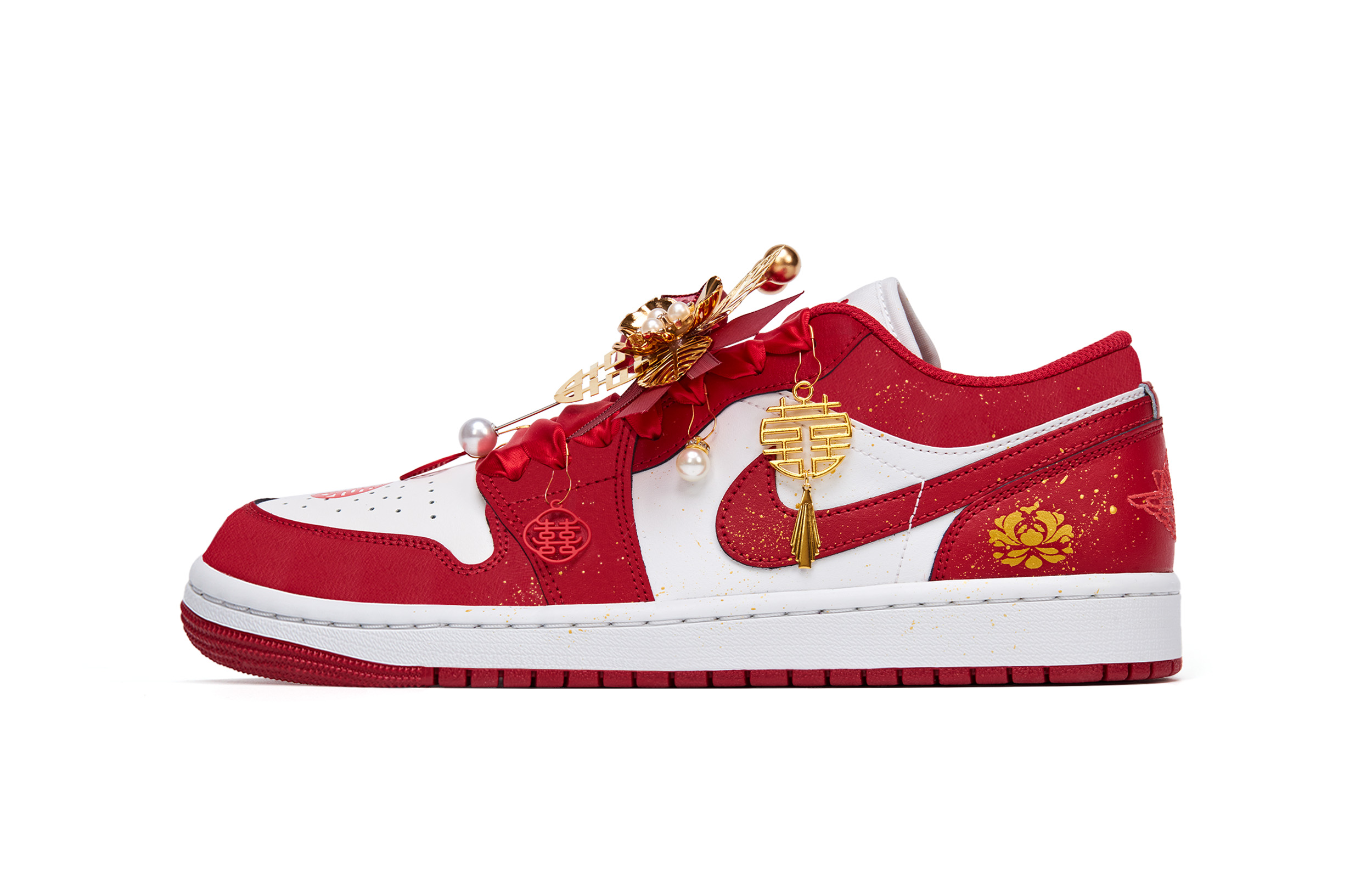 Jordan Air Jordan 1 Lightweight Low top Skateboard Shoes Unisex Red