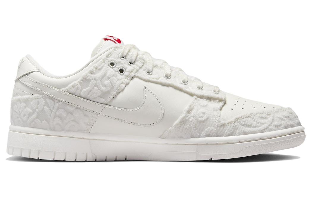 Nike Dunk Low Give Her Flowers "Women's" купить в интернет-магазине Yoocart с быстрой доставкой по России.