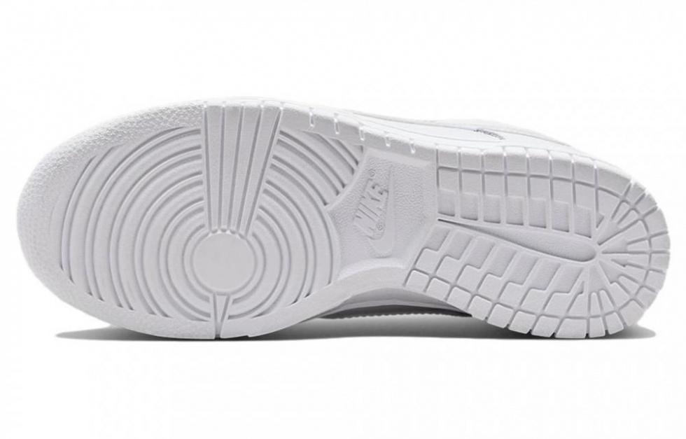 Nike Dunk Low Dance - White Iridescent Women's купить в интернет-магазине Yoocart с быстрой доставкой по России.