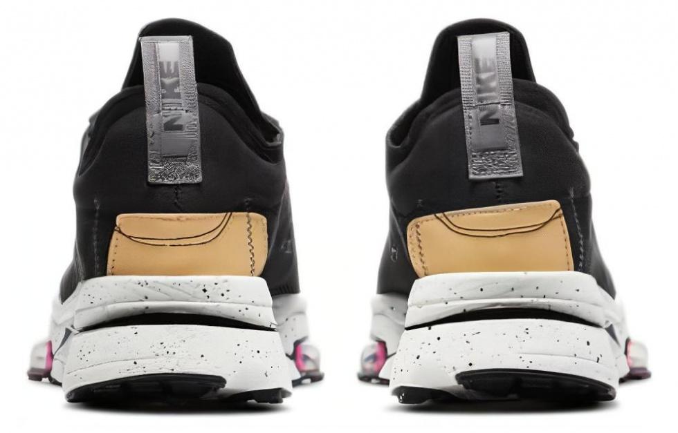 Nike Air Zoom Type Black Hyper Pink купить в интернет-магазине Yoocart с быстрой доставкой по России.