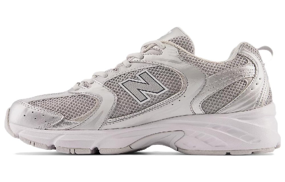 New Balance 530 'Moonbeam/Silver Metallic' Sneakers