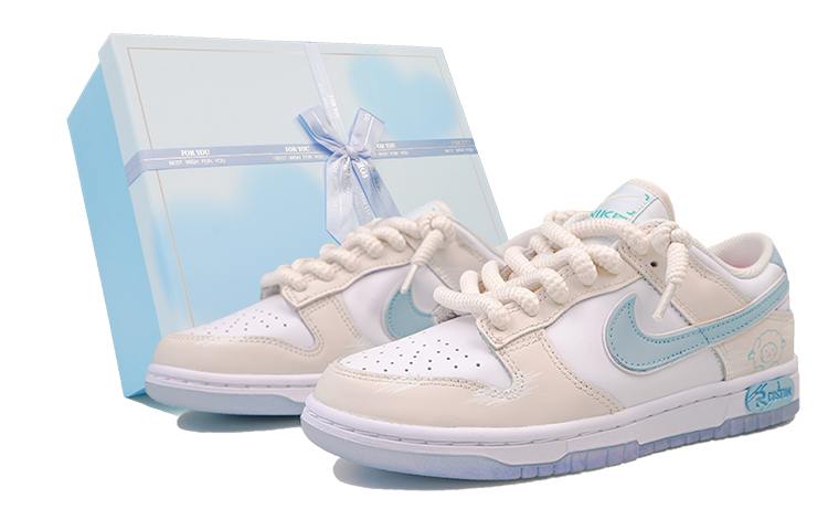 Nike Dunk Low Slip-Resistant Cushioning Low-Top Skateboard Shoes Women's Milk White
