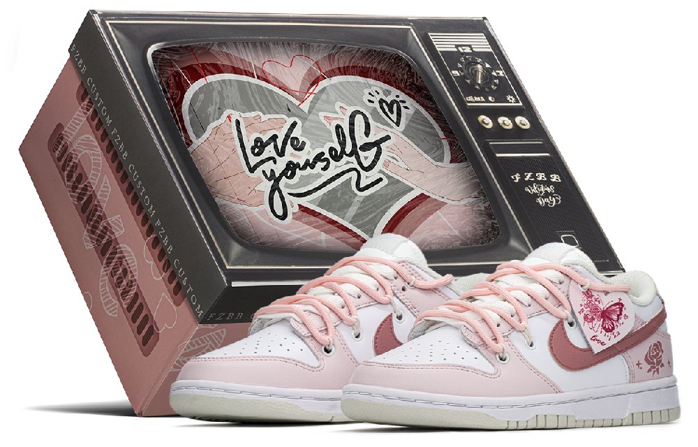 Nike Dunk Low Top Skateboard Shoes Women's Flesh Pink