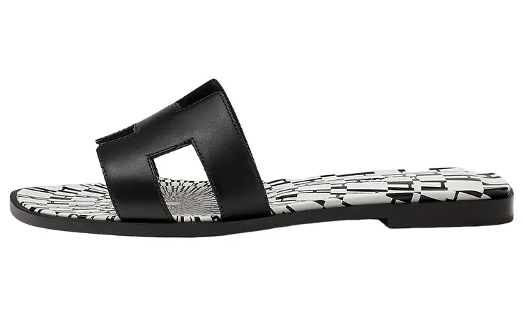 HERMES Oran Sandal Print Noir Calfskin Leather