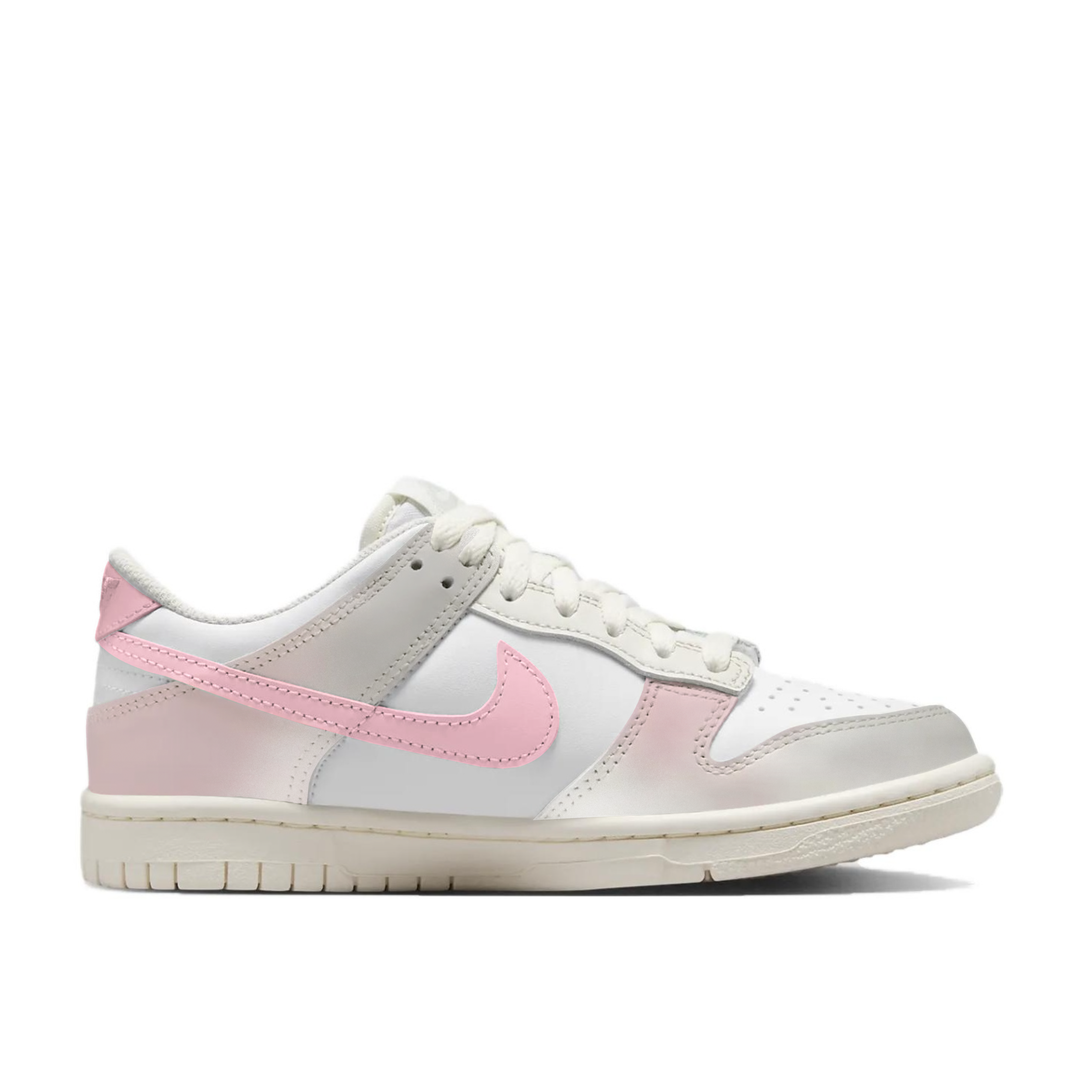 Nike Dunk Abrasion Resistant Slip Resistant Low top Skateboard Shoes, Women's Women's GS купить в интернет-магазине Yoocart с быстрой доставкой по России.