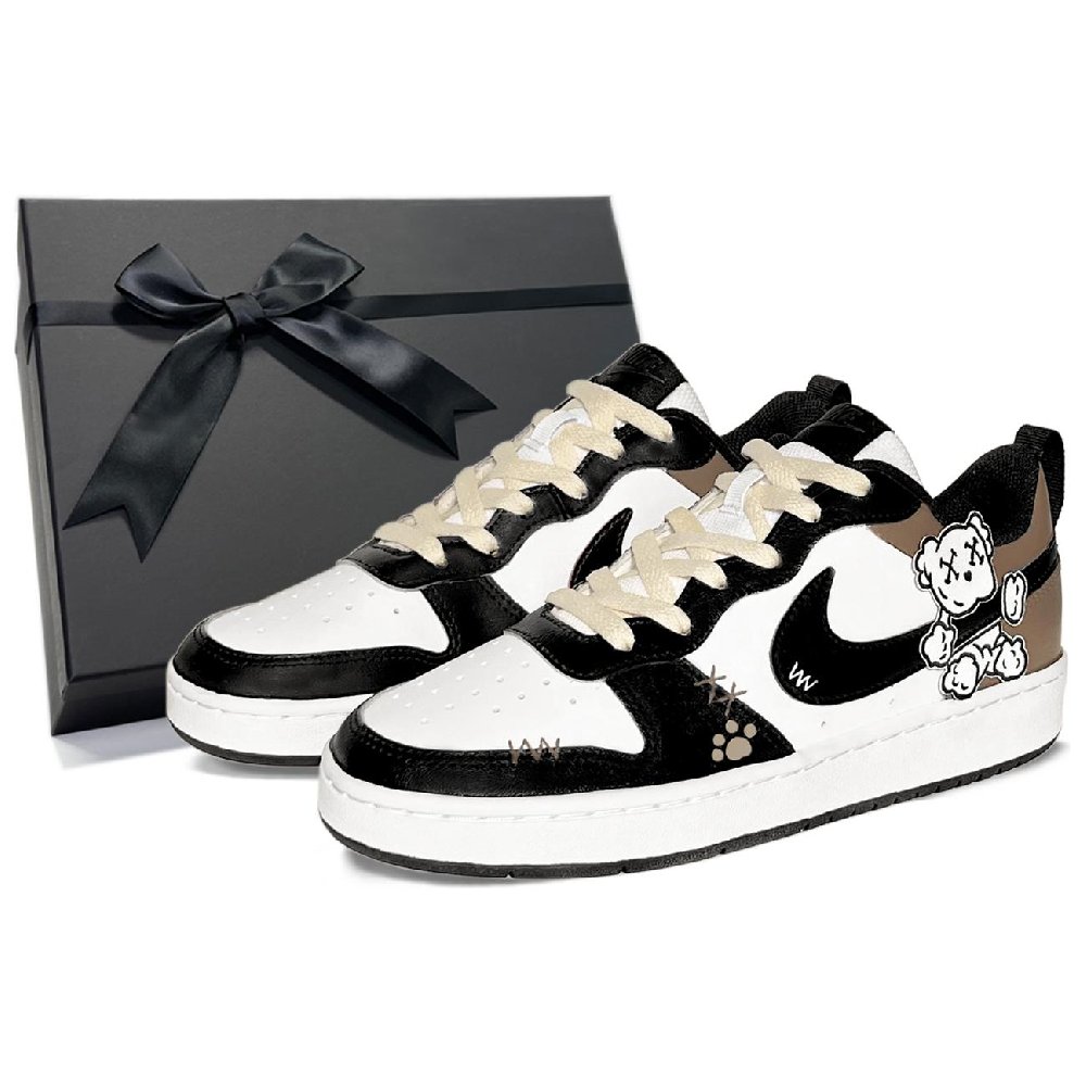 Nike Court Borough Series Mocha Bear Anti-Slip And Wear-Resistant Balance Low-Top Skateboard Shoes GS Black Brown