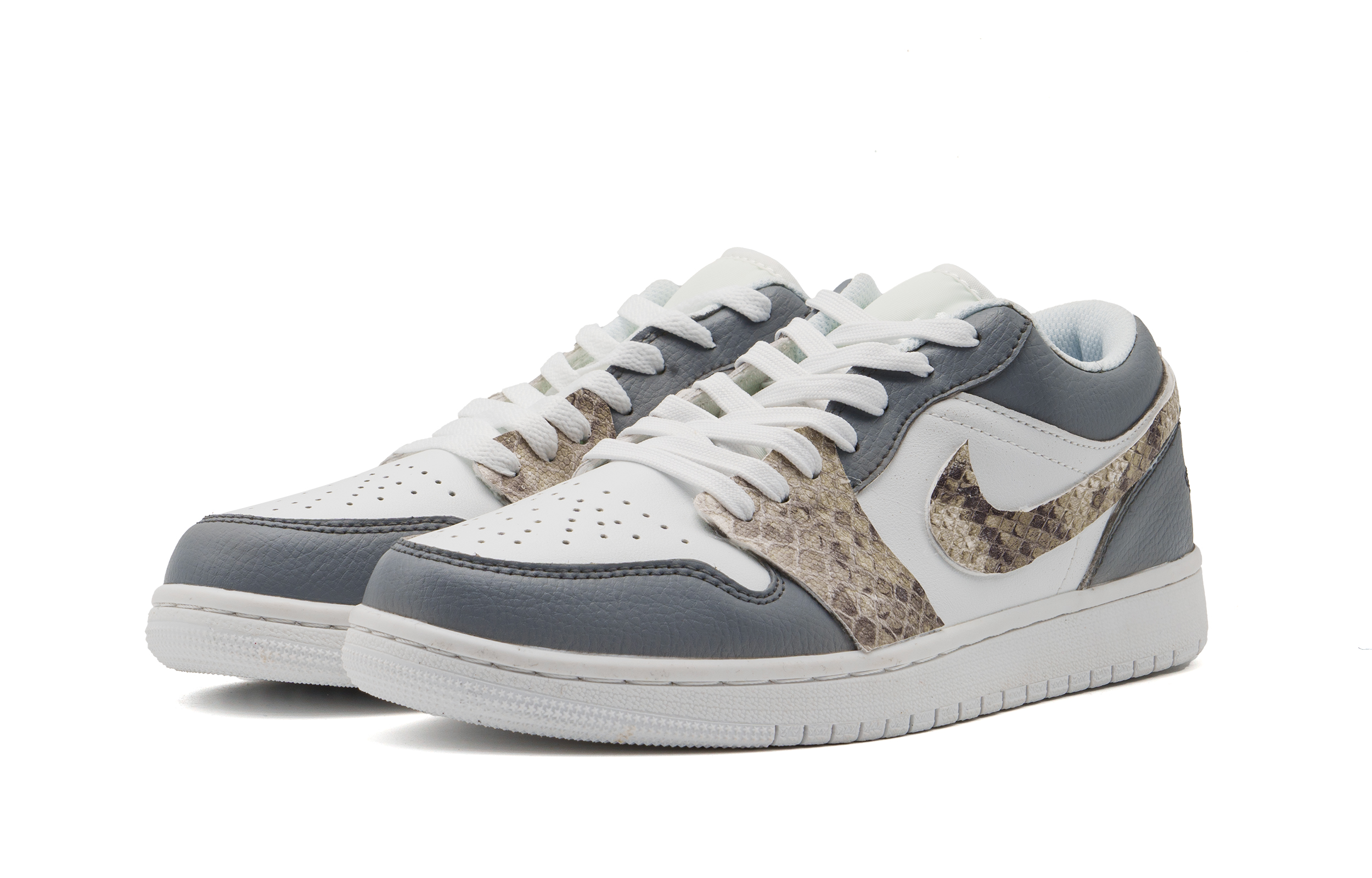 Jordan Air Jordan 1 Abrasion Resistant Low top Vintage Basketball Shoes Unisex White Gray купить в интернет-магазине Yoocart с быстрой доставкой по России.