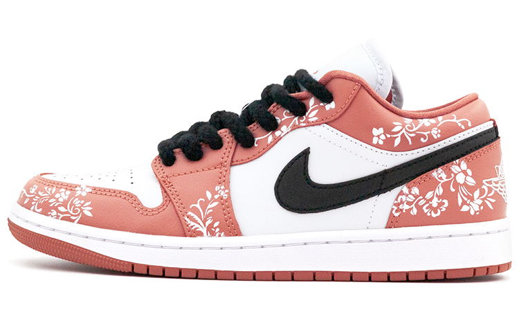 Jordan Air Jordan 1 Durable Breathable Low-Top Vintage Basketball Shoes Women's White Red