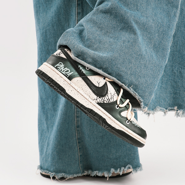 Nike Dunk Low Top Skateboard Shoes Men's Khaki Green Nike Dunk Low Top Skateboard Shoes Men's Khaki Green купить в интернет-магазине Yoocart с быстрой доставкой по России.