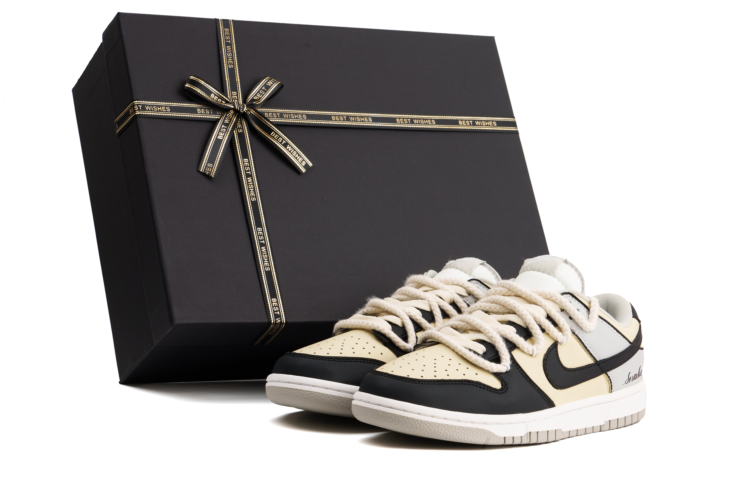 Nike Dunk Cushioning Impact Resistance Low top Skateboard Shoes Unisex White Gray Yellow