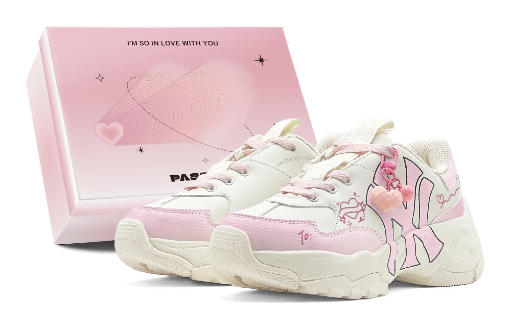 MLB Big Ball Chunky Romantic Gift, Heart Bell, Vintage Low Top Chunky Sneakers Unisex Pink