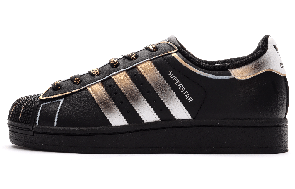 Adidas Originals SUPERSTAR Wear resistant And Lightweight Low Top Skateboard Shoes Unisex Black Gold