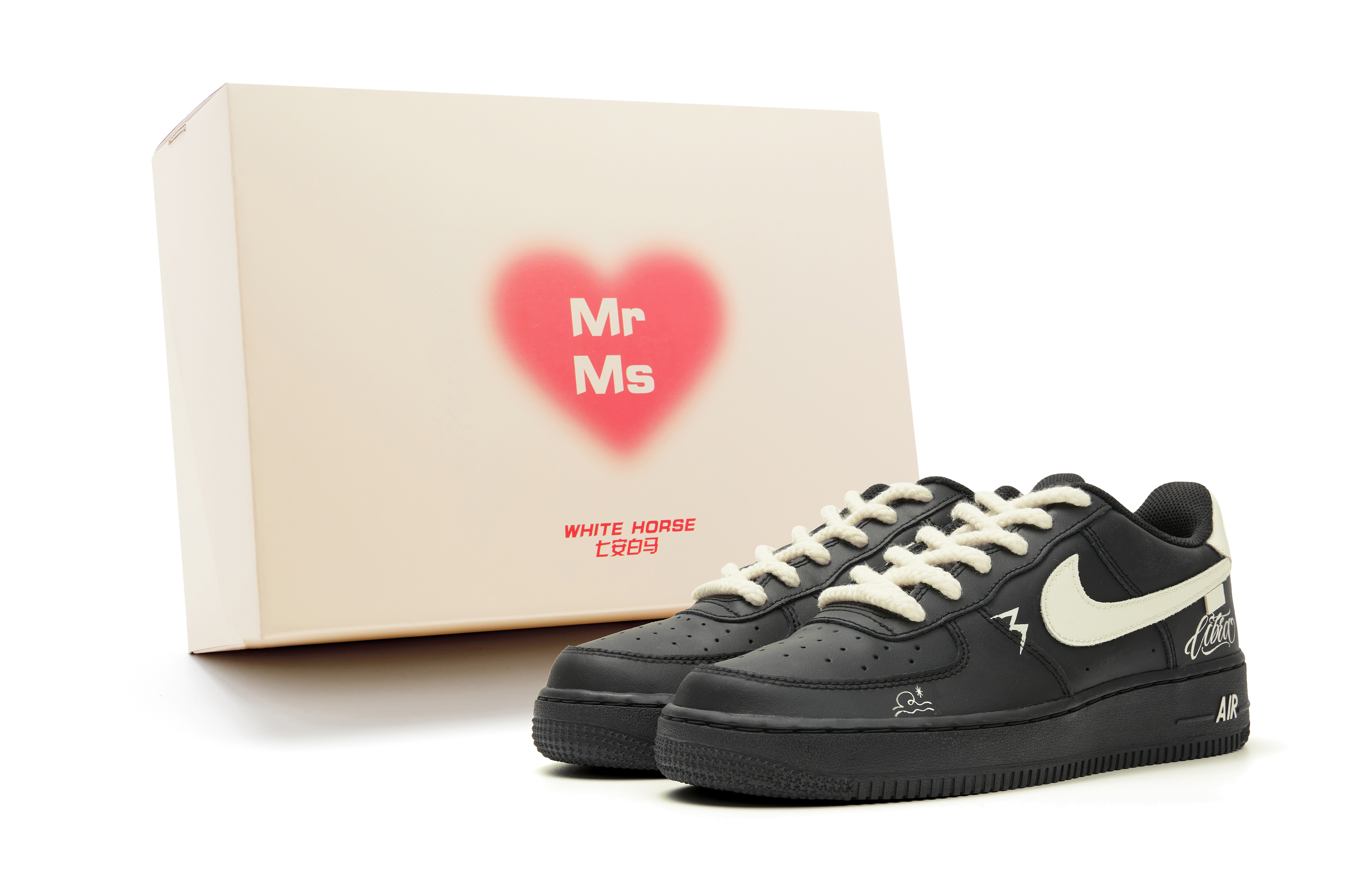Nike Air Force 1 Abrasion Resistant Slip Resistant Low top Skateboard Shoes Unisex Beige Black