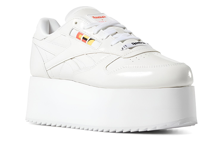 Reebok Gigi Hadid X Reebok Classic Leather Triple Thick Sole Casual Skateboarding Shoes White Women's купить в интернет-магазине Yoocart с быстрой доставкой по России.