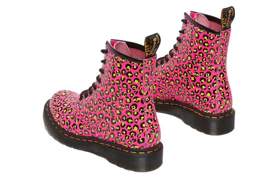 Dr.Martens 1460 Short Martin Boot Women's Pink купить в интернет-магазине Yoocart с быстрой доставкой по России.