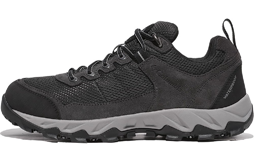 Columbia Mountaineering & Hiking Shoes Men Low Top Dark Gray