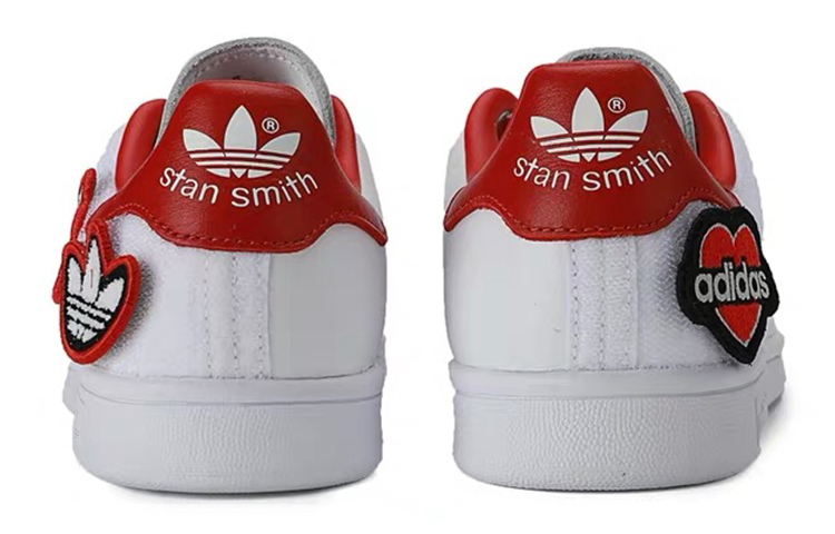 Adidas Stan Smith 'Valentine's Day' купить в интернет-магазине Yoocart с быстрой доставкой по России.