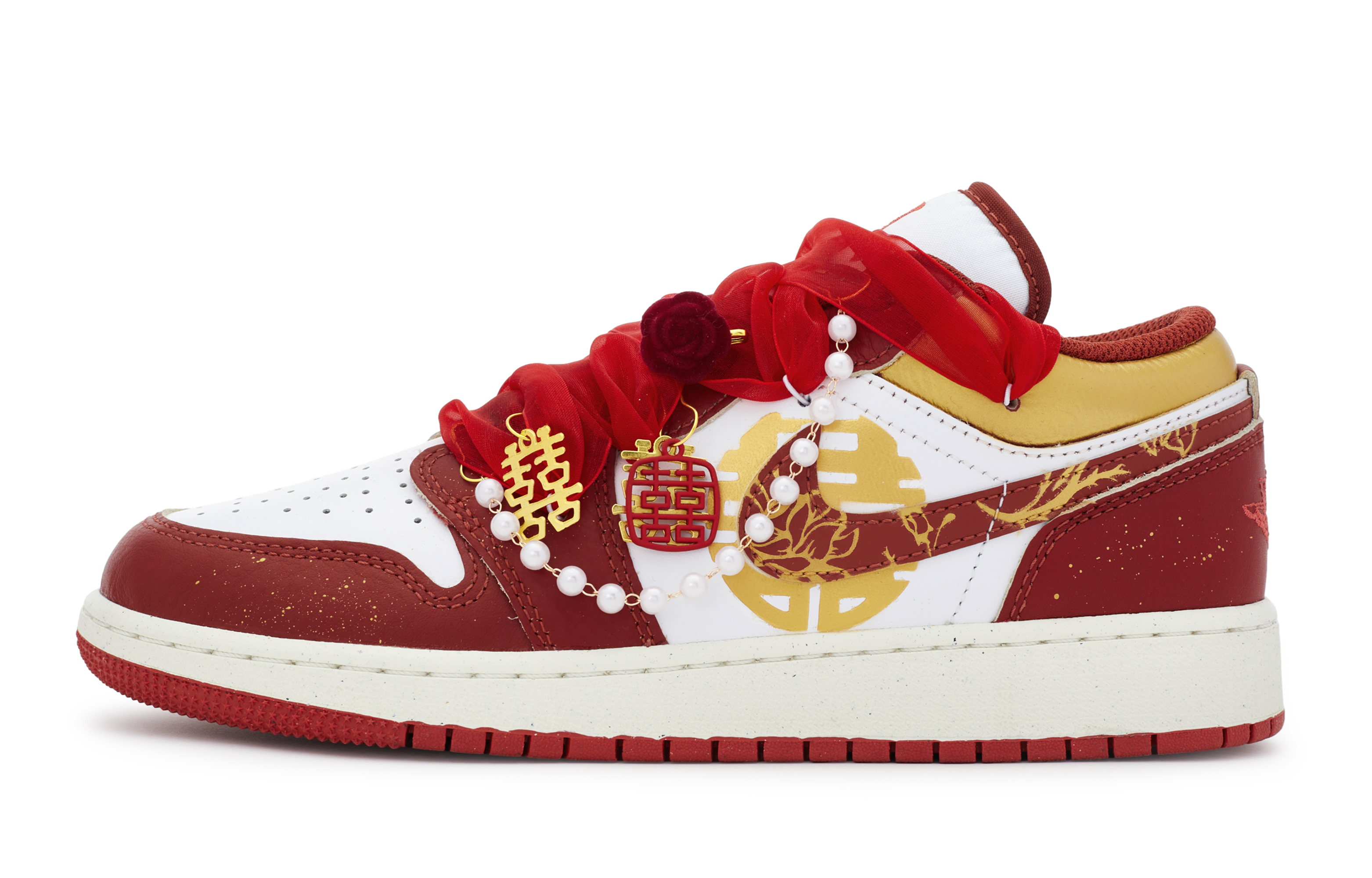 Jordan Air Jordan 1 Vintage Basketball Shoes Women's Low top White/Gold