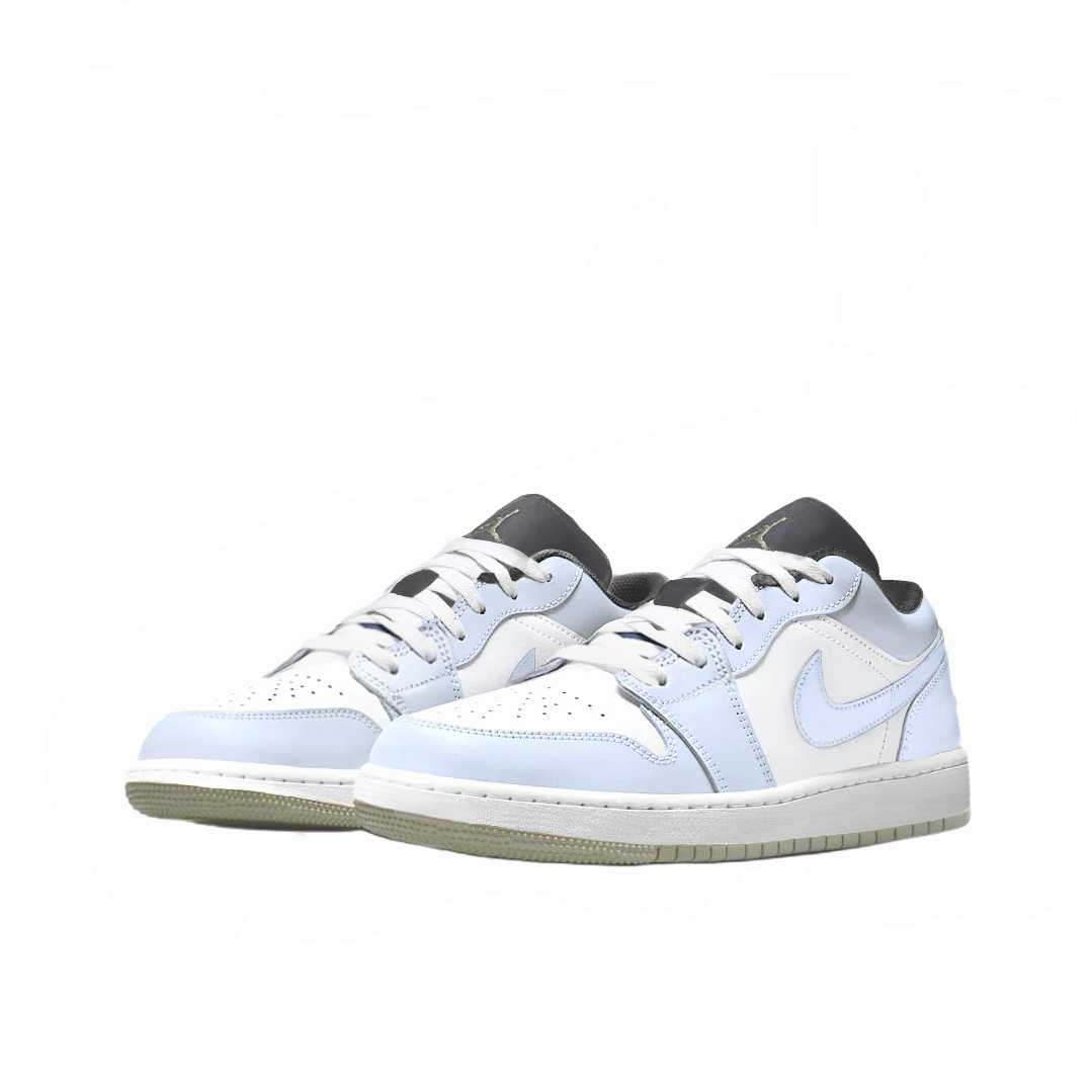 Jordan Air Jordan 1 Sea Salt Ice Cream Abrasion Resistant Low Top Vintage Basketball Shoes Unisex White Blue купить в интернет-магазине Yoocart с быстрой доставкой по России.