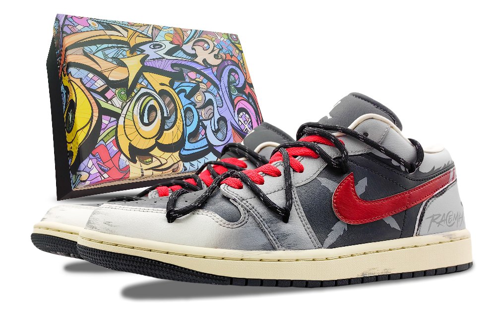 Jordan Air Jordan 1 Durable Breathable Low-Top Vintage Basketball Shoes Women's Black