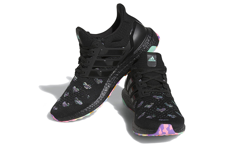 Adidas Ultra Boost 1.0 Dna Valentine's Day Black 2023 купить в интернет-магазине Yoocart с быстрой доставкой по России.