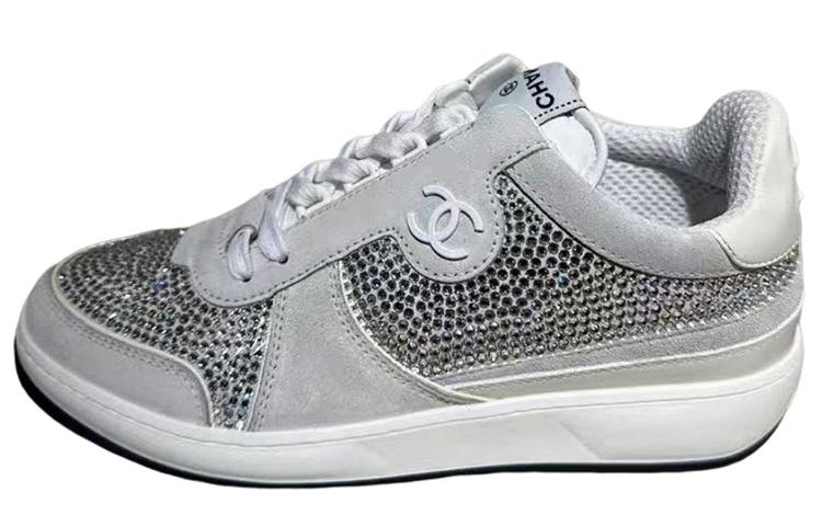 CHANEL Low Top Stylish Skateboarding Shoes Women's Light Gray