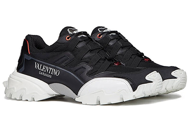 Valentino Climbers Trainer 'Black Red'