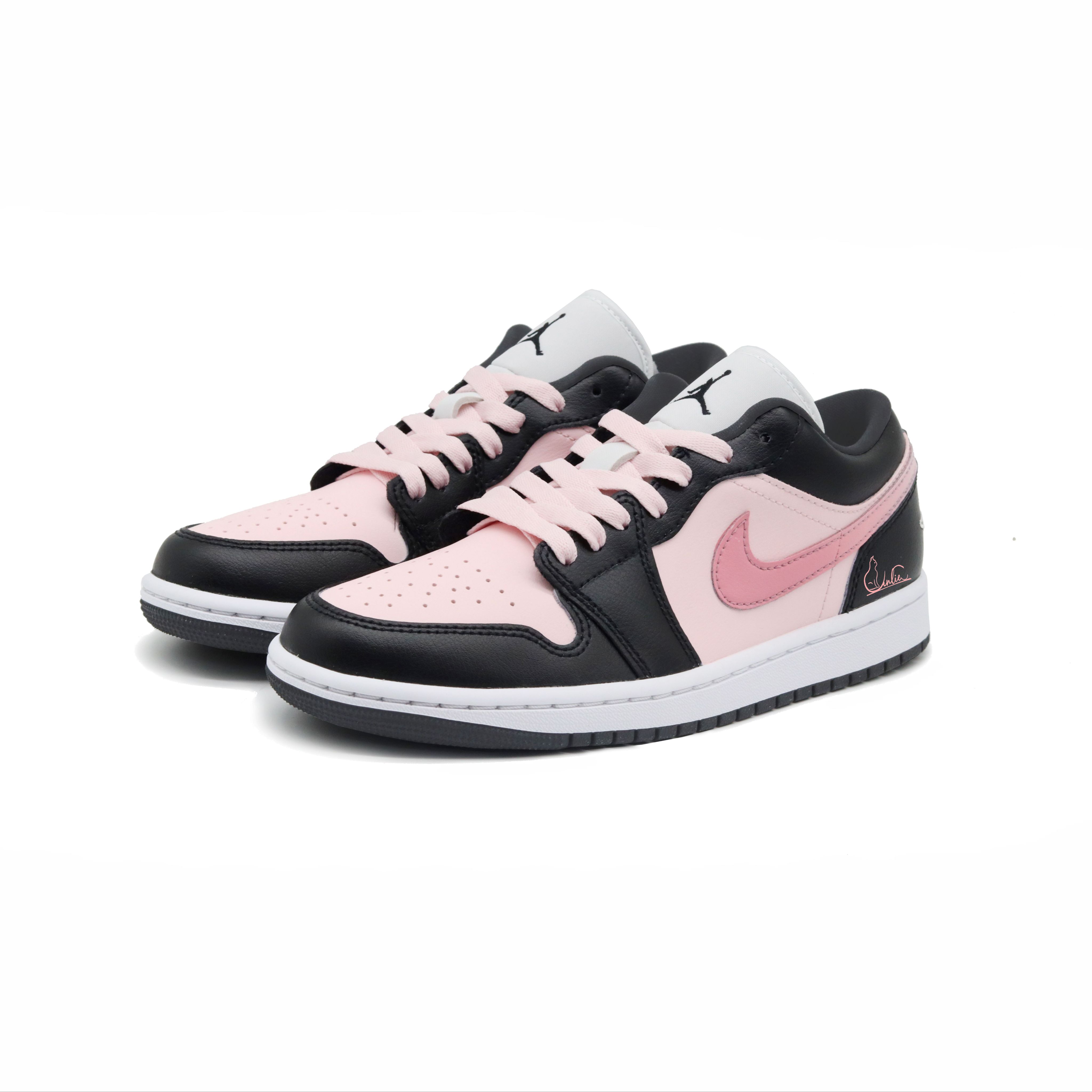 Jordan Air Jordan 1 Gradient Cat Abrasion Resistant Low top Vintage Basketball Shoes Unisex Black Pink купить в интернет-магазине Yoocart с быстрой доставкой по России.