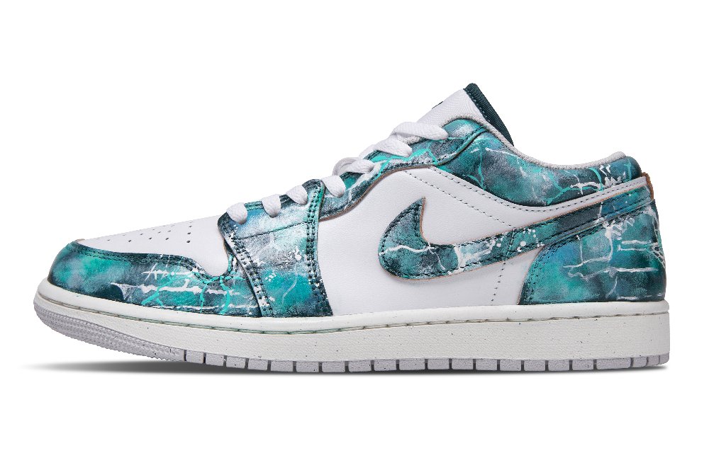 Jordan Air Jordan 1 Black Hole Product, Laser Snake Low Top Vintage Basketball Shoes Unisex Turquoise