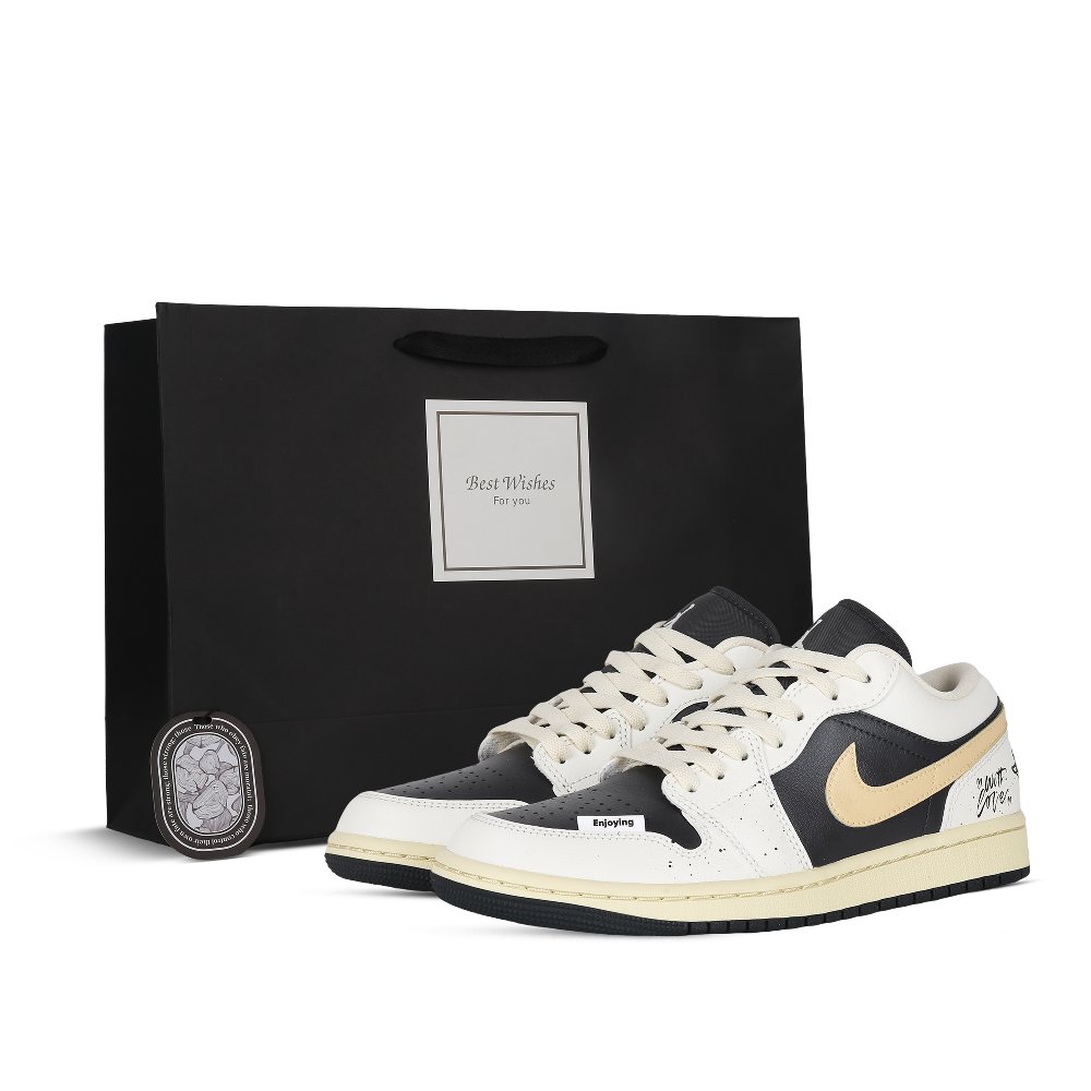 Jordan Air Jordan 1 Firefly Anti Slip Wear Resistant Low Top Vintage Basketball Shoes Women's Black White