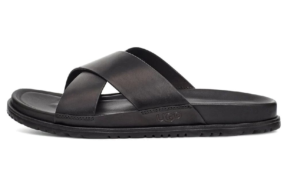 UGG Wainscott Lightweight Cozy Minimalistic Black