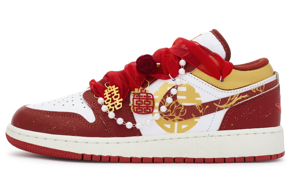 Jordan Air Jordan 1 Vintage Basketball Shoes Men Low Top White/Gold