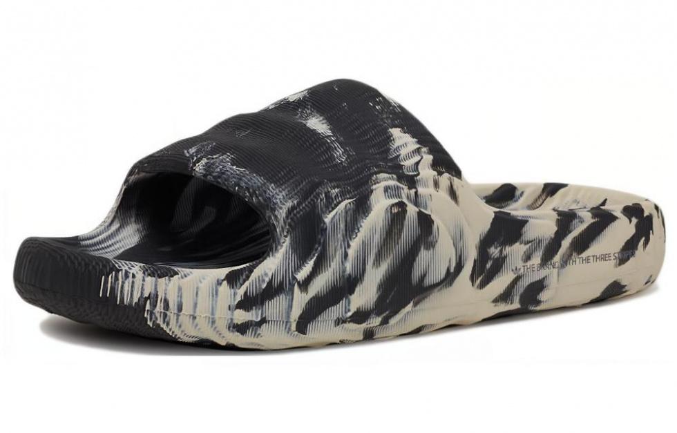 Adidas Adilette 22 Slides 'Carbon Aluminium' купить в интернет-магазине Yoocart с быстрой доставкой по России.