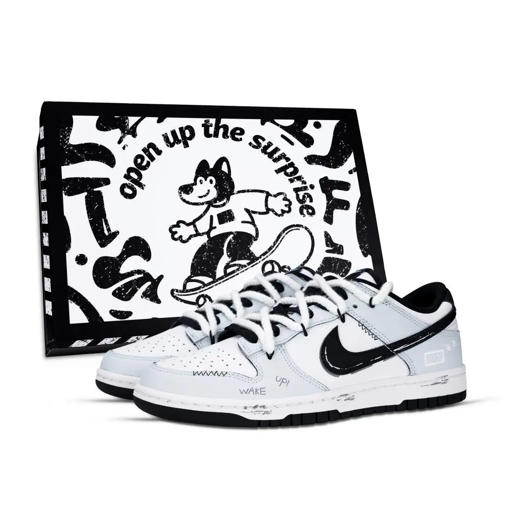 Nike Dunk Black White, The Alarm Is Ringing Abrasion Resistant Low top Skateboard Shoes Unisex Light Blue