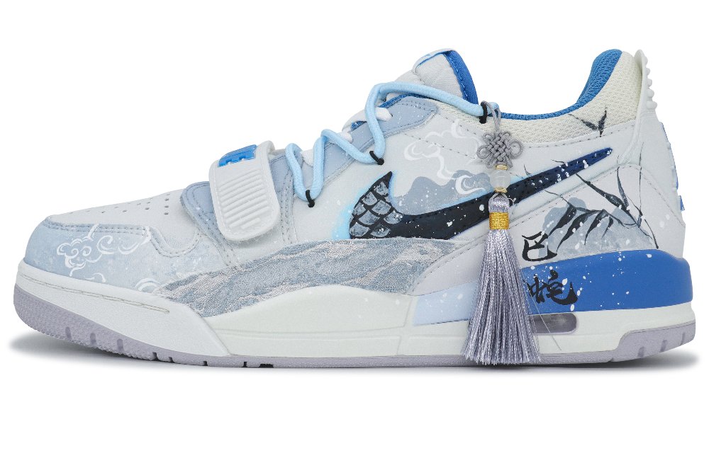 Jordan Air Jordan Legacy Low-Top Basketball Shoes Men's Light Blue