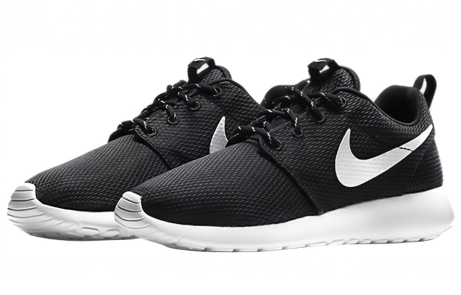 Nike Roshe One Black/Metallic Platinum White Women's купить в интернет-магазине Yoocart с быстрой доставкой по России.