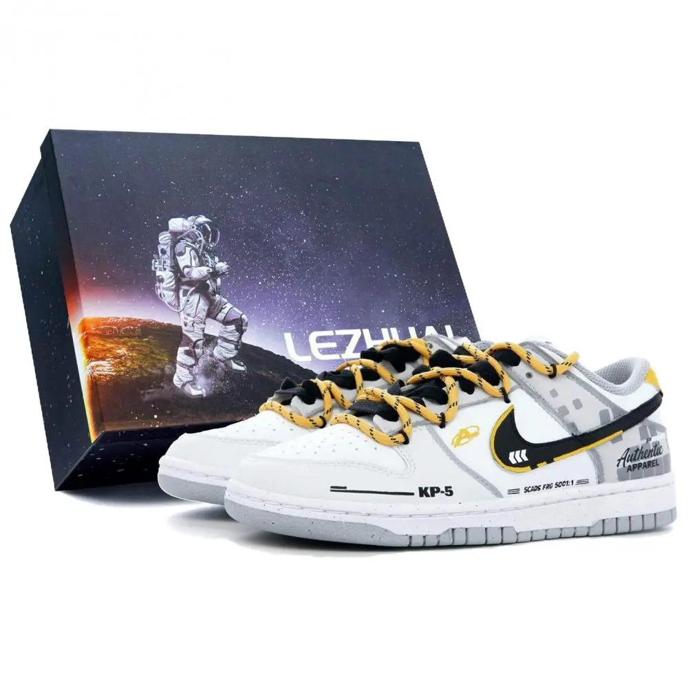Nike Dunk Low top Skateboard Shoes Unisex Bright Yellow