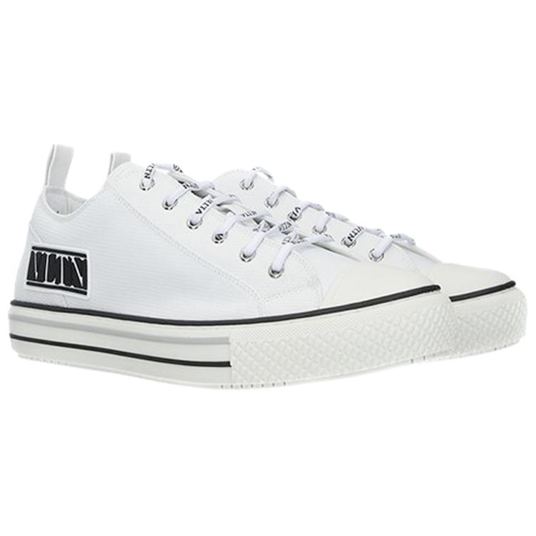Valentino Giggies Vltn Low Top Stylish Skateboarding Shoes Men's White