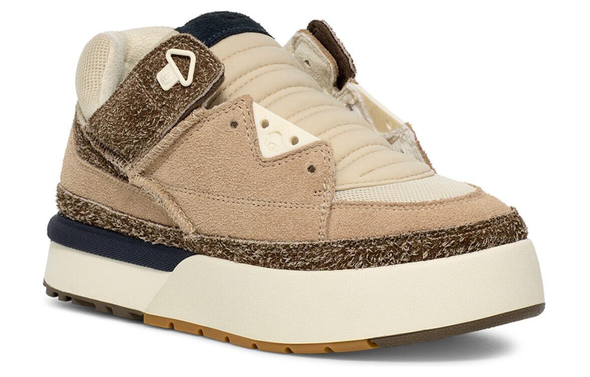 UGG Goldencush 'Sand' купить в интернет-магазине Yoocart с быстрой доставкой по России.