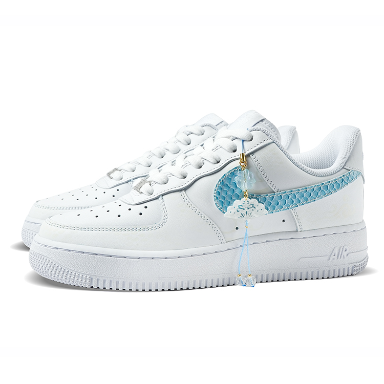 Nike Air Force 1 Abrasion-Resistant Low-Top Skateboard Shoes Women's Blue White купить в интернет-магазине Yoocart с быстрой доставкой по России.