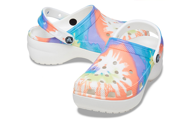 Crocs Classic Clog Clogs Women's купить в интернет-магазине Yoocart с быстрой доставкой по России.