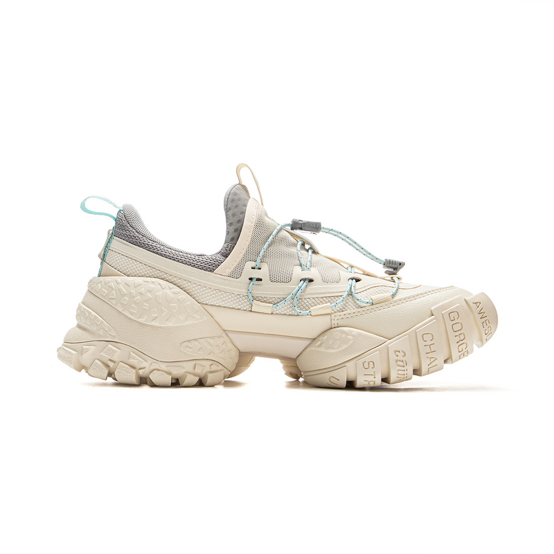 LiNing CF Tracing, Forest Environment Low Top Hiking Shoes Women's Beige Gray купить в интернет-магазине Yoocart с быстрой доставкой по России.
