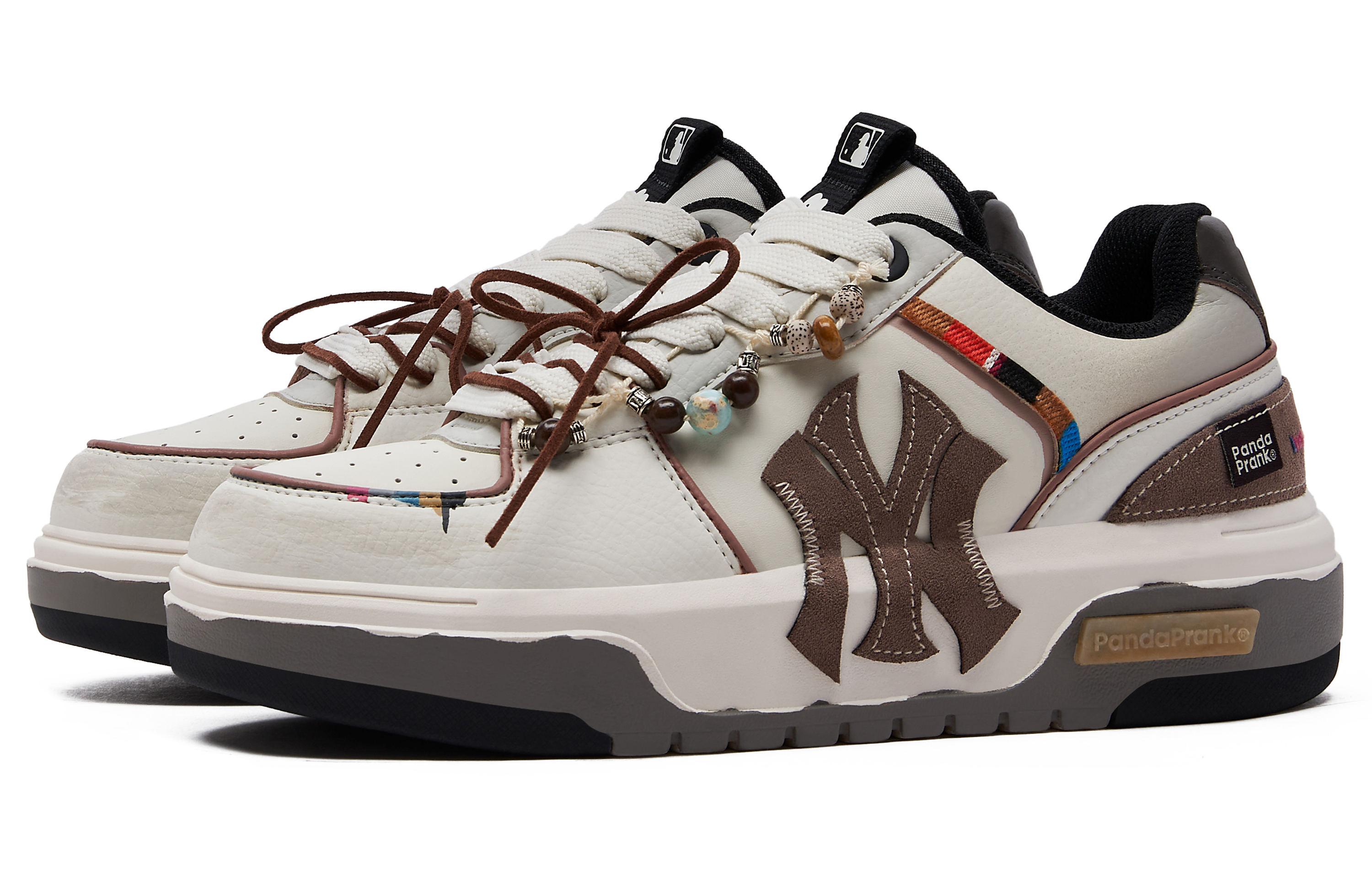 MLB New York Yankees Wear-Resistant Low-Top Skateboard Shoes Unisex Brown White Black